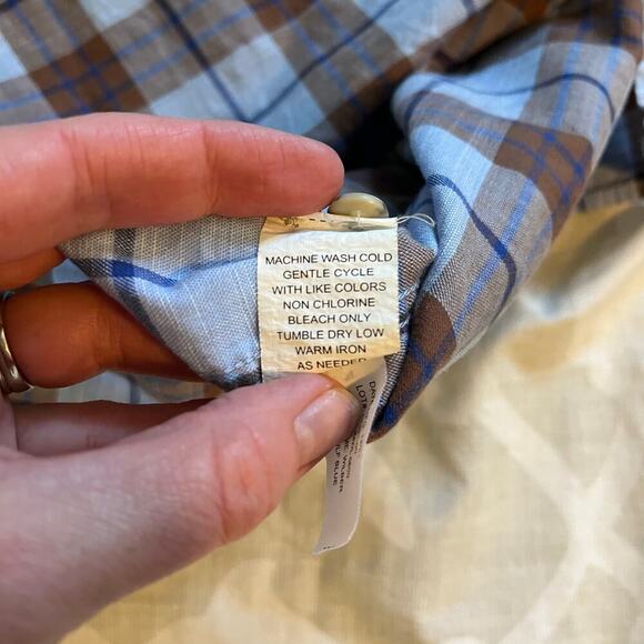 Johnnie-O hangin’ out blue brown plaid cotton button up shirt large - Picture 5 of 8